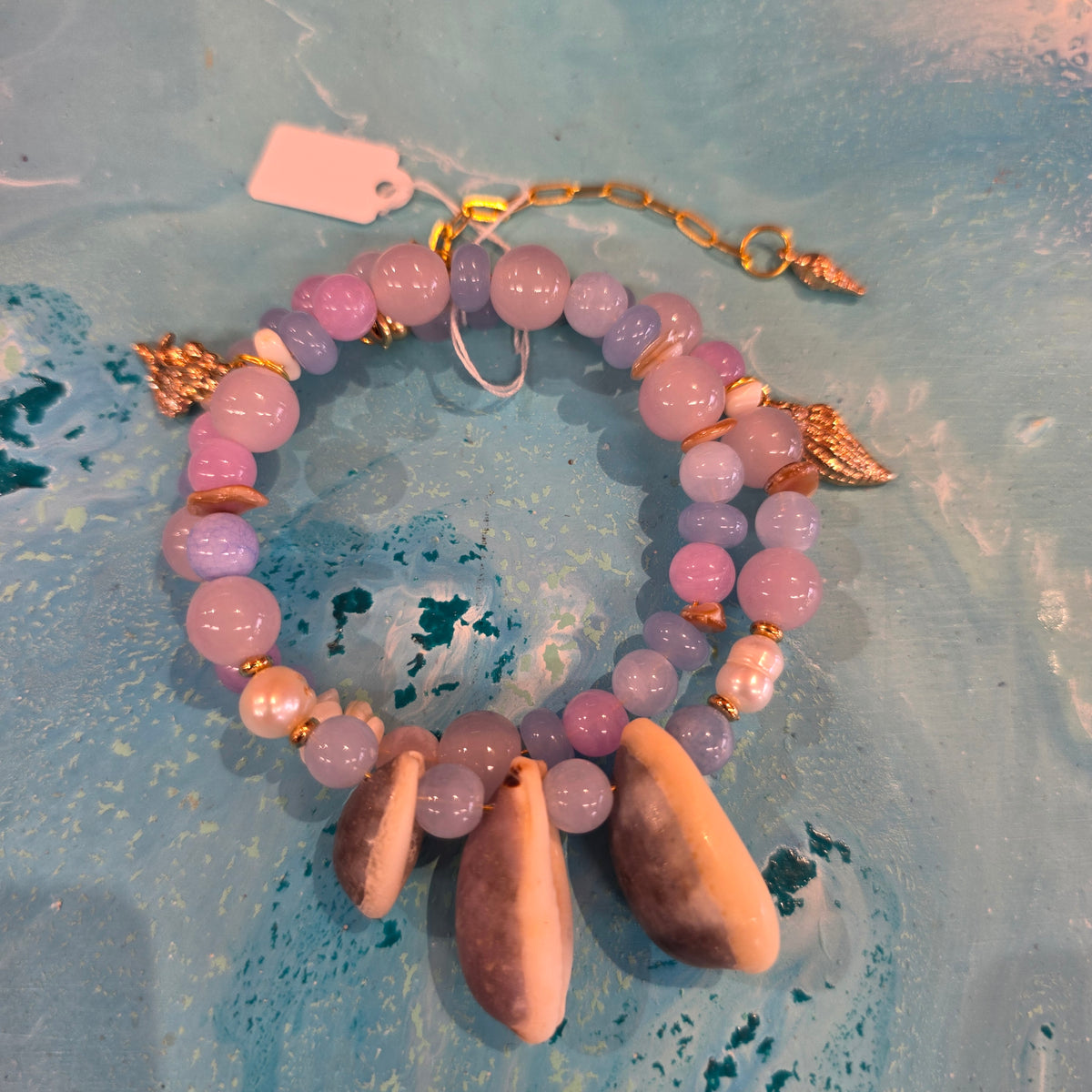 Seashell and pearl bracelet